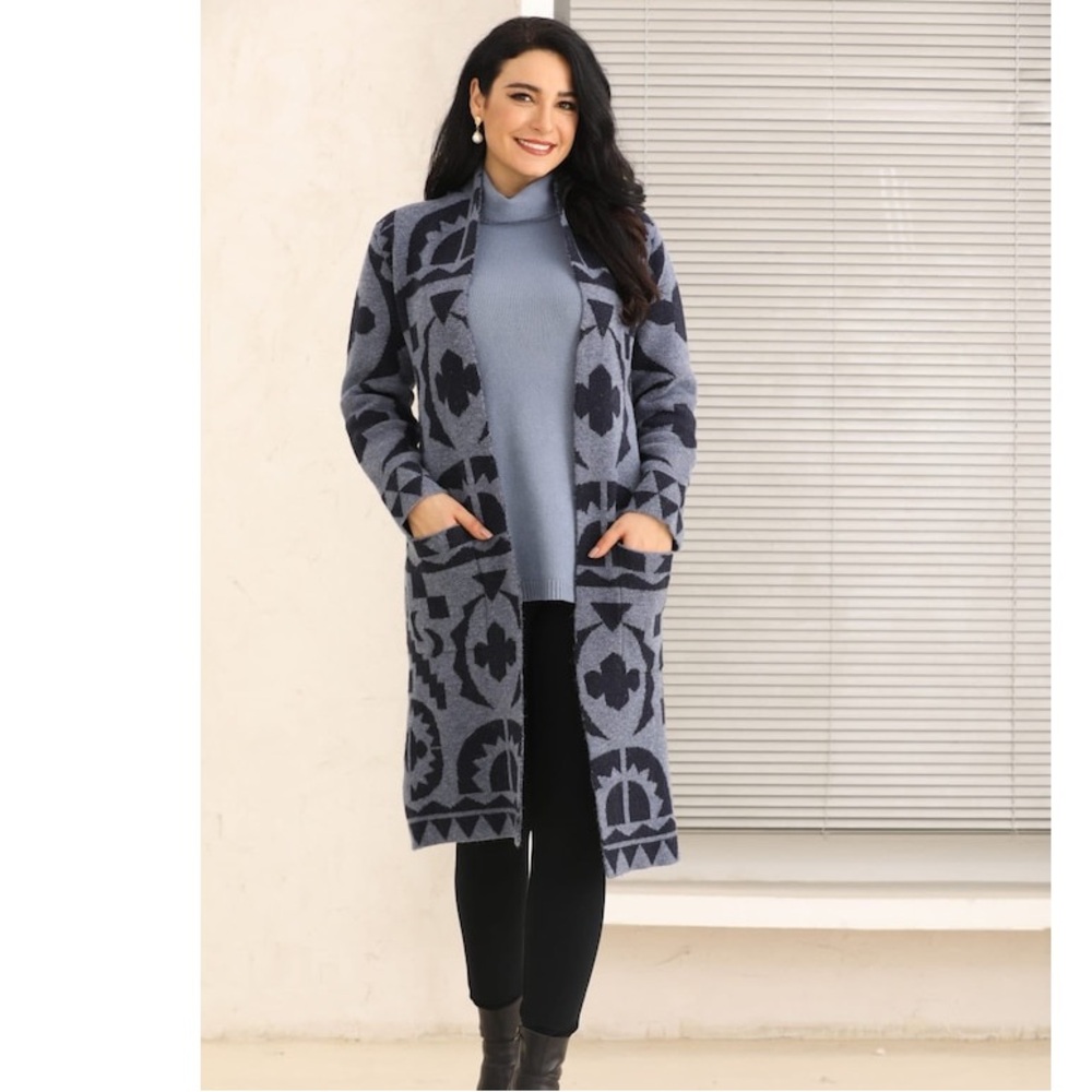 Vertigo Paris Blue and Black Patterned Cardigan